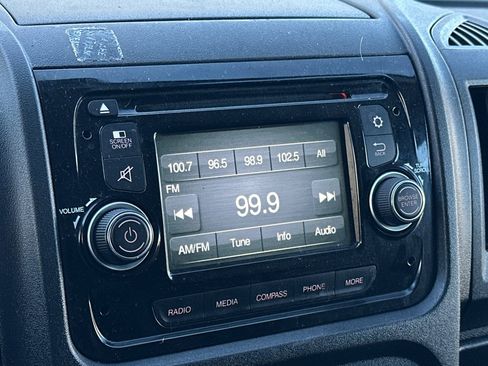 Used 2015 RAM ProMaster 2500 w/ Interior Convenience Group image 17