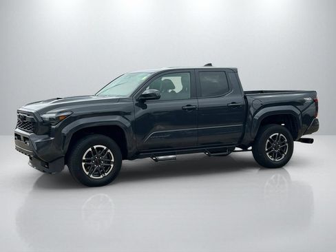 Used 2025 Toyota Tacoma TRD Sport RWD image 8