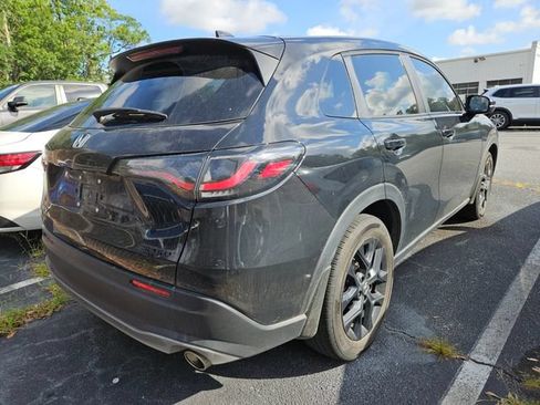 Used 2023 Honda HR-V Sport image 7
