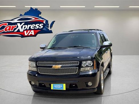 Used 2013 Chevrolet Suburban LTZ AWD/4WD image 2