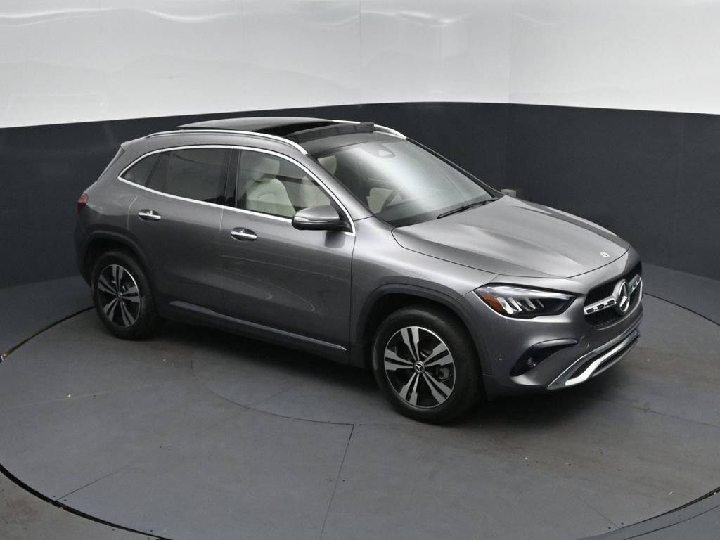Used 2025 Mercedes-Benz GLA 250 image 38
