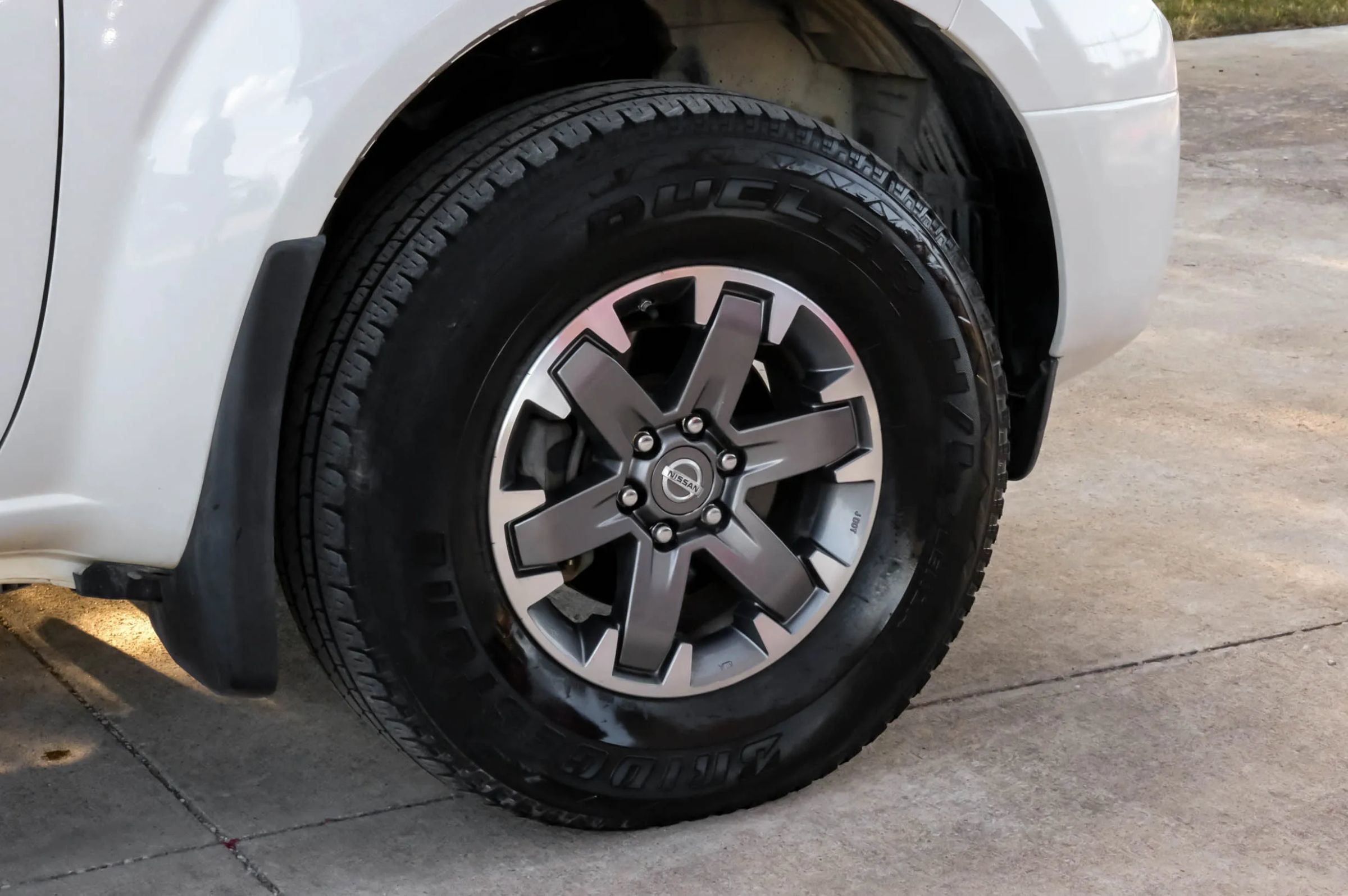 Used 2016 Nissan Frontier PRO-4X w/ Pro-4x Luxury Package AWD/4WD image 57