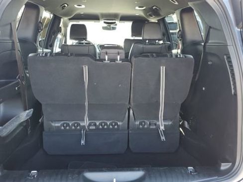 Used 2023 Chrysler Pacifica Touring-L w/ S Appearance Package image 28