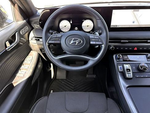 Used 2025 Hyundai Palisade Calligraphy image 23