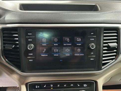 Used 2019 Volkswagen Atlas SE w/ Panoramic Sunroof Package AWD/4WD image 25