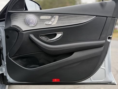 Used 2021 Mercedes-Benz E 350 4MATIC Sedan image 37