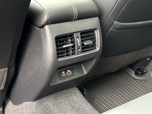 Used 2024 Nissan Altima 2.5 SL image 29