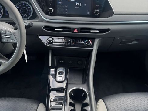 Used 2020 Hyundai Sonata SE w/ Cargo Package image 23