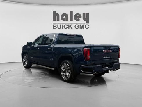 Used 2023 GMC Sierra 1500 Denali w/ Denali Reserve Package AWD/4WD image 3