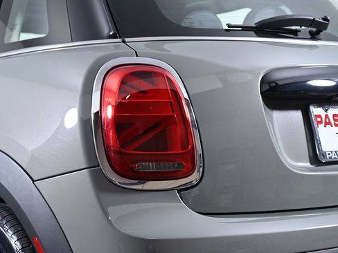 Certified 2023 MINI Cooper 4-Door Hardtop FWD image 10