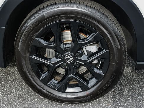 Used 2025 Honda HR-V Sport image 13