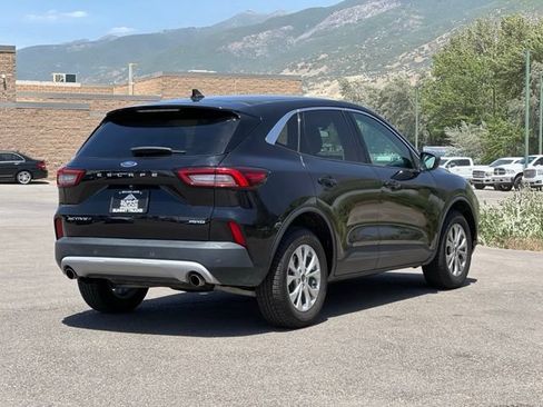 Used 2023 Ford Escape Active w/ Tech Pack #1 AWD/4WD image 8
