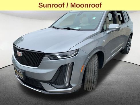 Used 2023 Cadillac XT6 Sport image 5