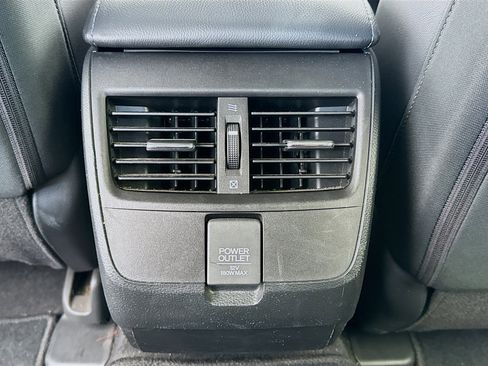 Used 2018 Honda Clarity Plug-In Hybrid image 16