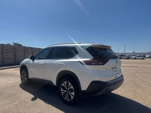 Used 2023 Nissan Rogue SV w/ SV Premium B Package FWD image 13
