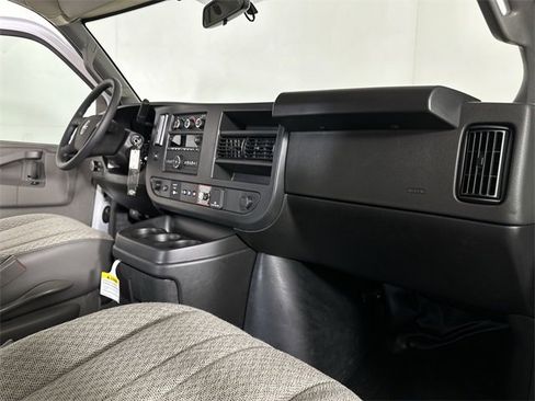 New 2025 GMC Savana 3500 Extended w/ Driver Convenience Package image 26
