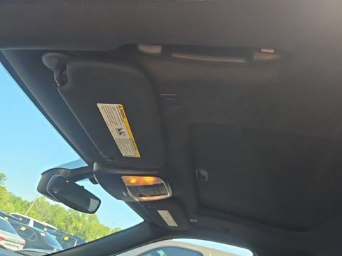 Used 2019 Jeep Grand Cherokee Limited AWD/4WD image 13