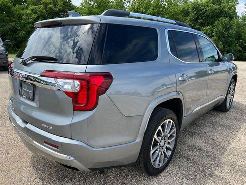 Used 2023 GMC Acadia Denali w/ Denali Ultimate Package AWD/4WD image 3