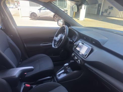 Used 2023 Nissan Kicks S FWD image 16