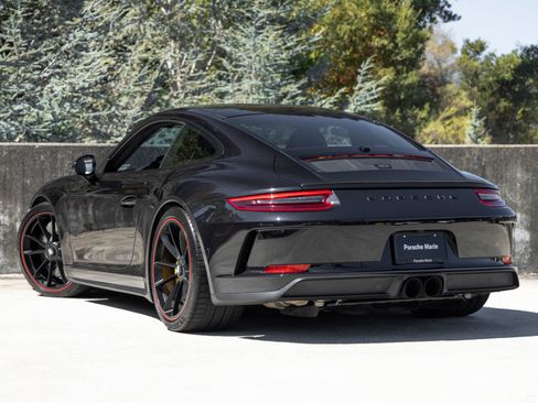 Certified 2019 Porsche 911 GT3 RWD image 3