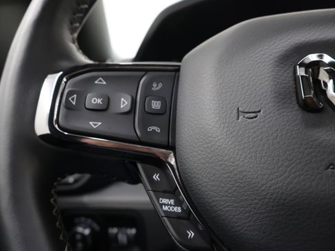 Used 2025 RAM 1500 Limited image 16