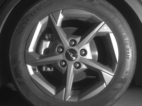 Used 2025 Kia K4 LXS image 12