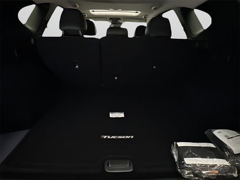 Certified 2025 Hyundai Tucson SEL image 18