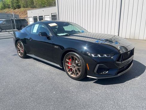 Certified 2025 Ford Mustang GT Premium RWD image 4