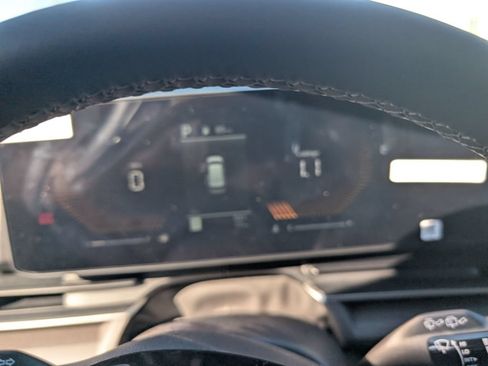 New 2026 Kia Carnival EX FWD image 17