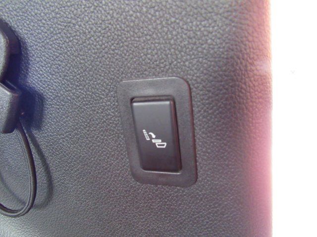 Used 2015 Chevrolet Suburban LTZ AWD/4WD image 42