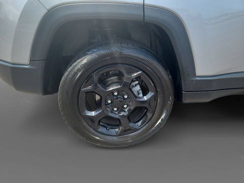 Certified 2024 Jeep Compass Trailhawk AWD/4WD image 10