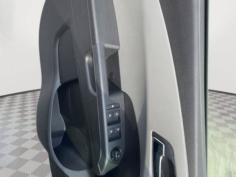Used 2015 Chevrolet Sonic LT FWD image 7