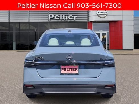 New 2026 Nissan Sentra SL w/ Floor Mat Package FWD image 4