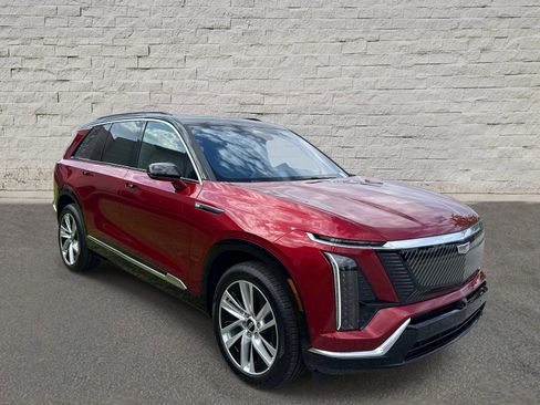 New 2026 Cadillac Vistiq Luxury AWD/4WD image 7