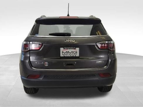 Used 2023 Jeep Compass Latitude AWD/4WD image 6
