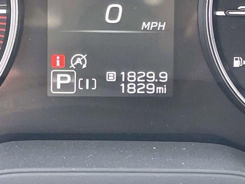 Certified 2025 Subaru Crosstrek 2.5i Limited w/ Crosstrek Mirror Package image 30