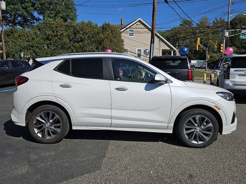 Certified 2022 Buick Encore GX Select w/ Sport Touring Package image 7