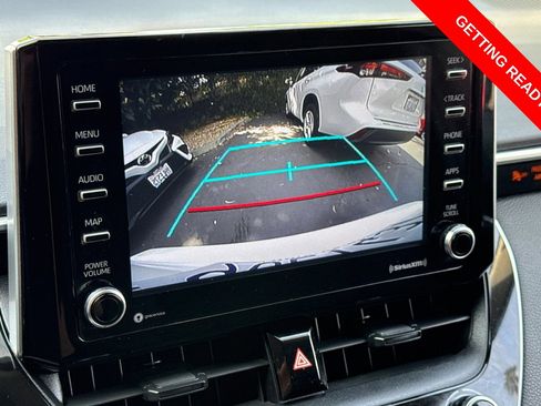 Used 2021 Toyota Corolla LE image 19