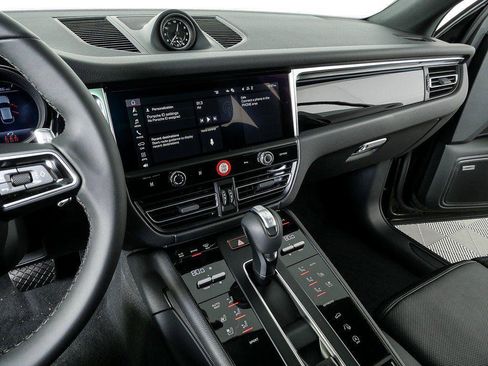 Certified 2026 Porsche Macan Turbo AWD/4WD image 12