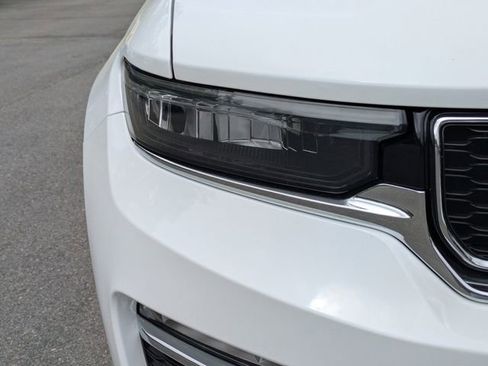 Used 2022 Jeep Grand Cherokee Limited 4xe w/ Luxury Tech Group II image 10