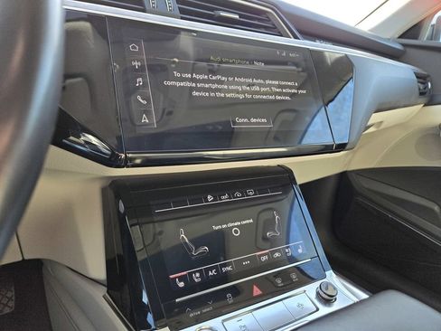 Used 2019 Audi e-tron Premium Plus AWD/4WD image 16