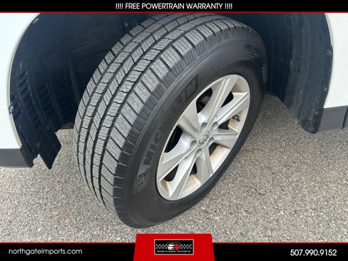 Used 2013 Toyota Highlander 4WD w/ Cold Weather Pkg image 12