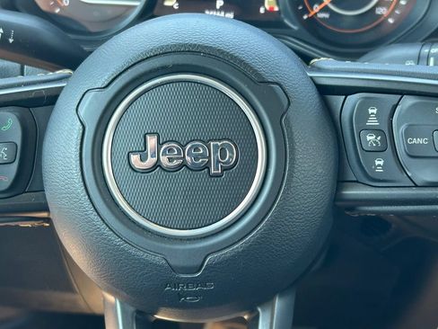 Used 2024 Jeep Gladiator Sport AWD/4WD image 37