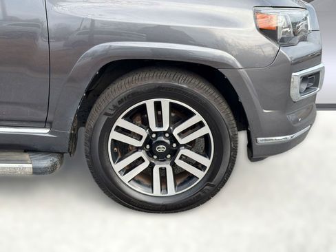 Used 2016 Toyota 4Runner Limited image 12