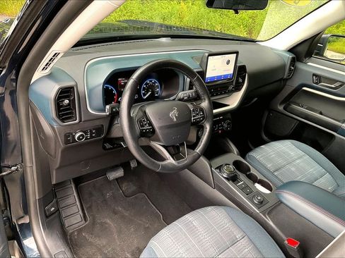 Used 2023 Ford Bronco Sport Heritage w/ Heritage Convenience Package AWD/4WD image 8
