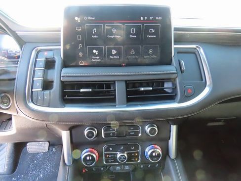 Used 2023 GMC Yukon SLT image 23