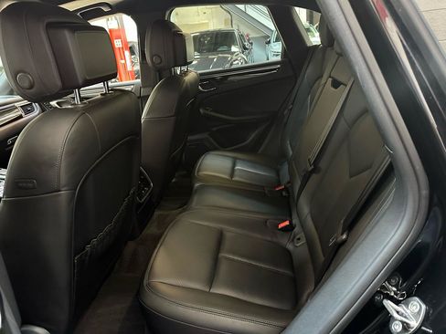 Used 2017 Porsche Macan S AWD/4WD image 14