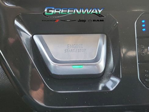 Used 2024 GMC Sierra 3500 Denali image 21