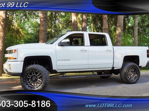 Used 2018 Chevrolet Silverado 1500 LT w/ All Star Edition AWD/4WD image 5