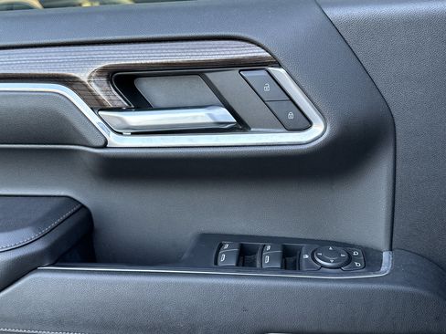 Used 2024 Chevrolet Silverado 1500 LT Trail Boss w/ LT Trail Boss Premium Package image 39